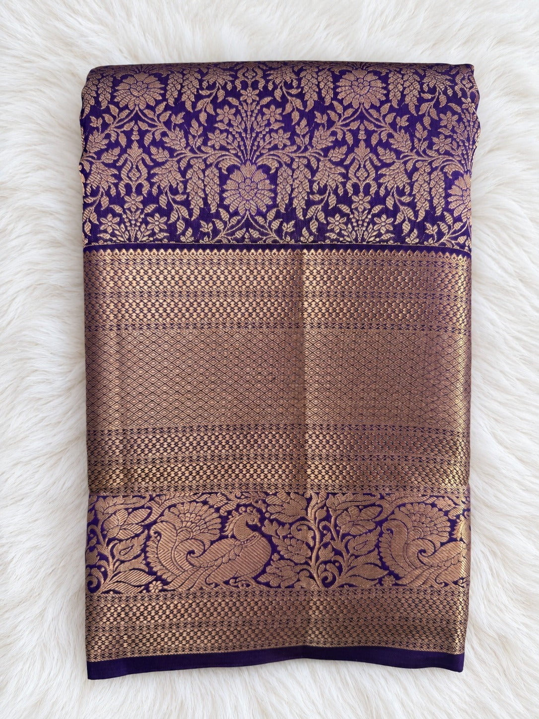 💙✨ ROYAL ELEGANCE, WOVEN IN GOLD! ✨👑